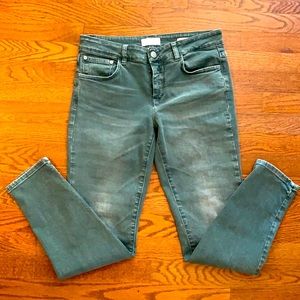 EUC Closed jeans in Baker fit.  Size 29.